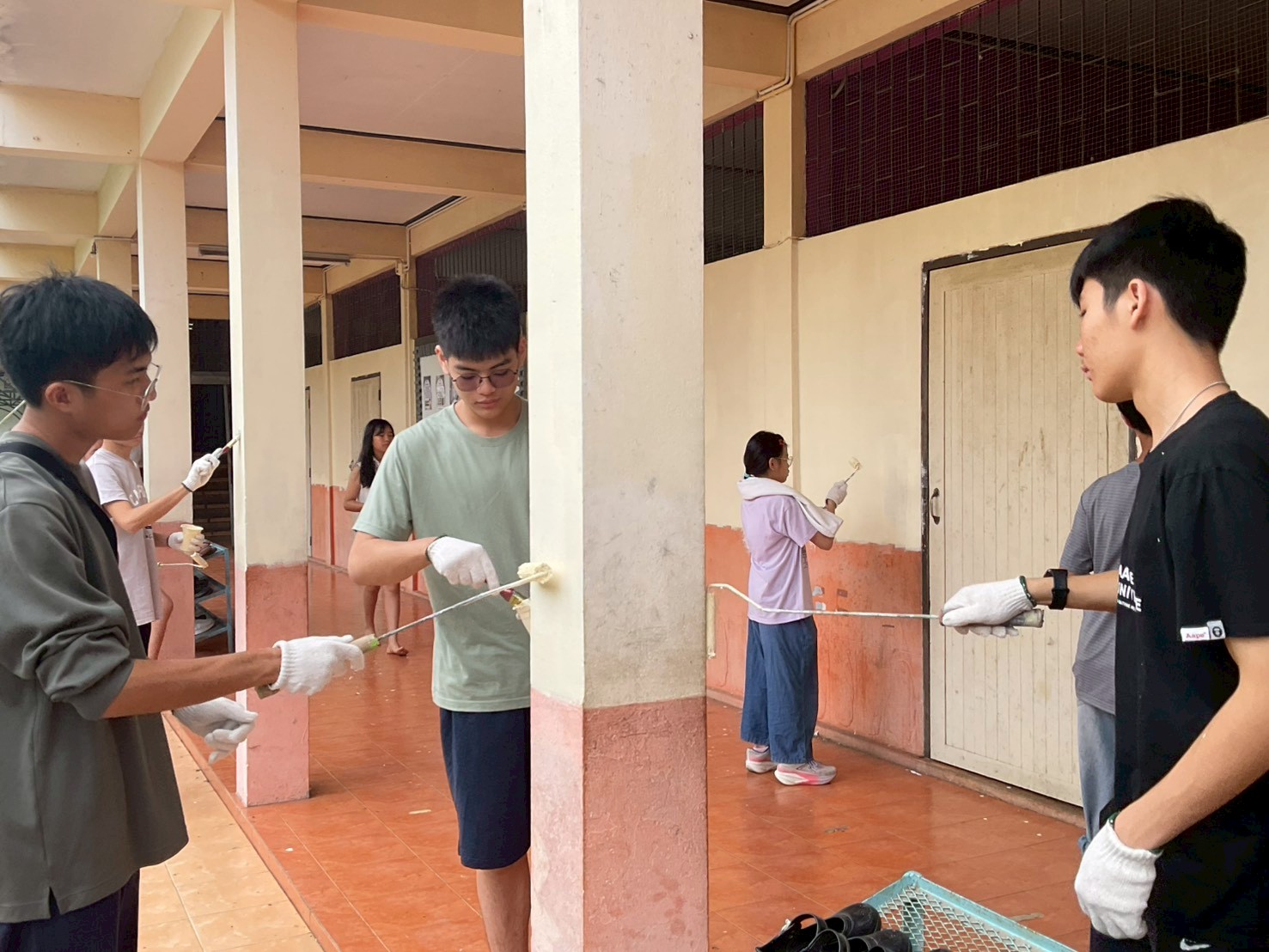 School Painting Volunteer
